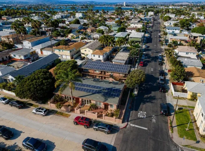2104 Bacon Street, San Diego, California 92107