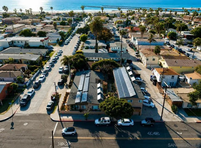 2104 Bacon Street, San Diego, California 92107
