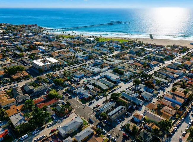 2104 Bacon Street, San Diego, California 92107