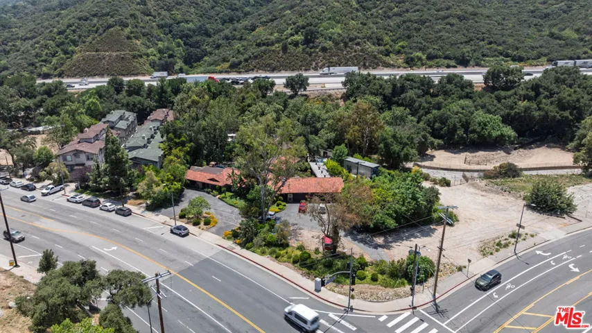 6320 Honolulu Avenue, Los Angeles, California 91214