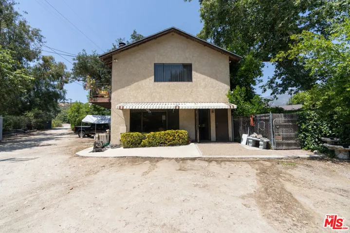6320 Honolulu Avenue, Los Angeles, California 91214