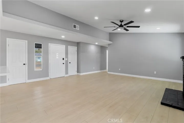 40245 176th E, Lake Los Angeles, California 93591