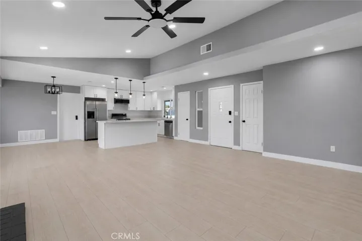 40245 176th E, Lake Los Angeles, California 93591
