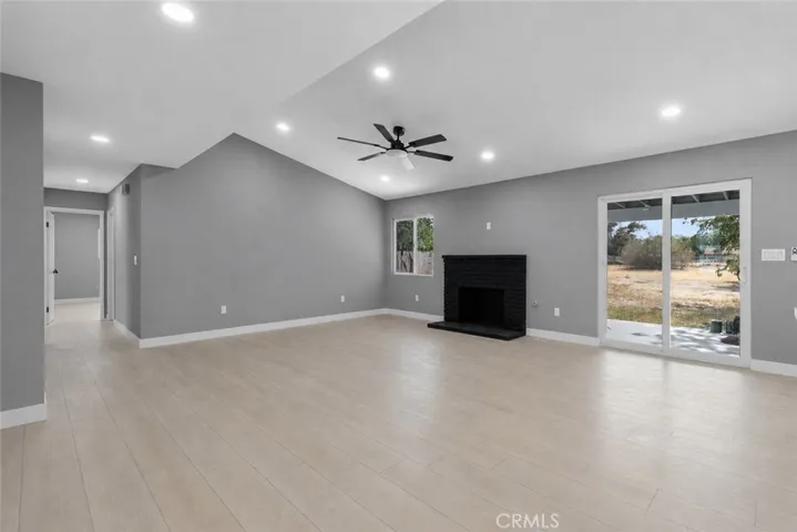 40245 176th E, Lake Los Angeles, California 93591