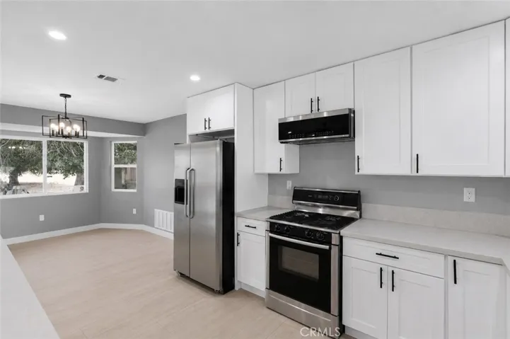40245 176th E, Lake Los Angeles, California 93591