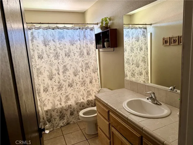 11428 Hickory, Hesperia, California 92345