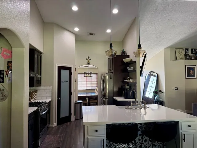 11428 Hickory, Hesperia, California 92345