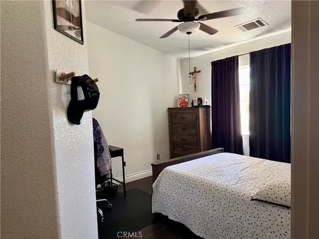 11428 Hickory, Hesperia, California 92345