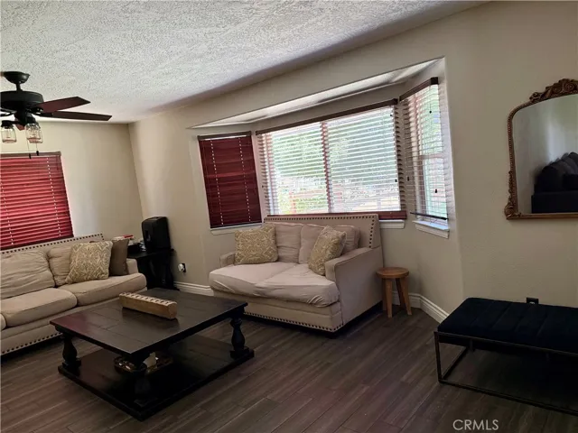 11428 Hickory, Hesperia, California 92345