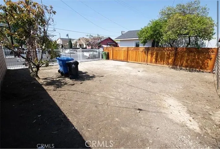 4312 Ascot, Los Angeles, California 90011