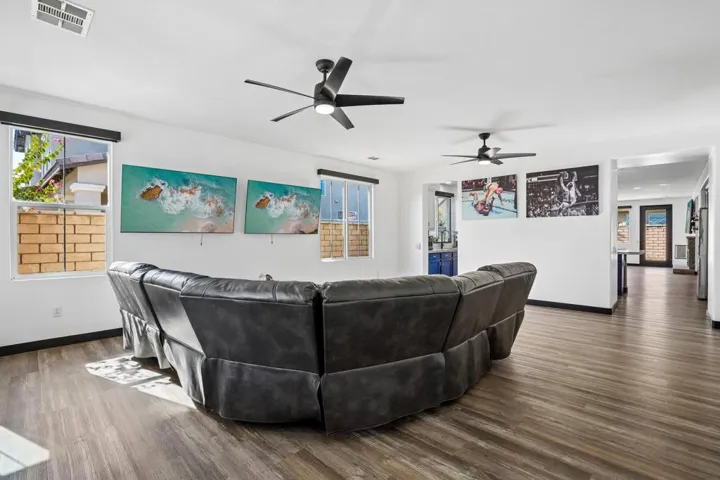 8-web-or-mls-Denton Dr-S2507-008