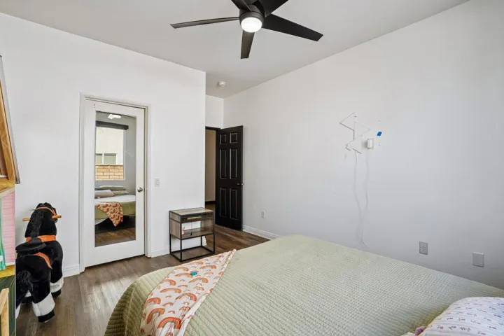27-web-or-mls-Denton Dr-S2507-027