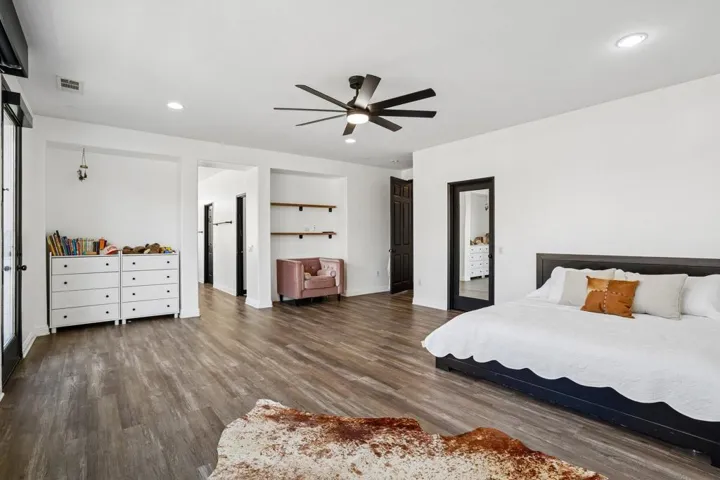32-web-or-mls-Denton Dr-S2507-032