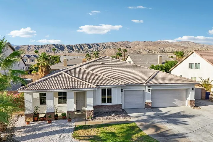 44-web-or-mls-Denton Dr-S2507-044
