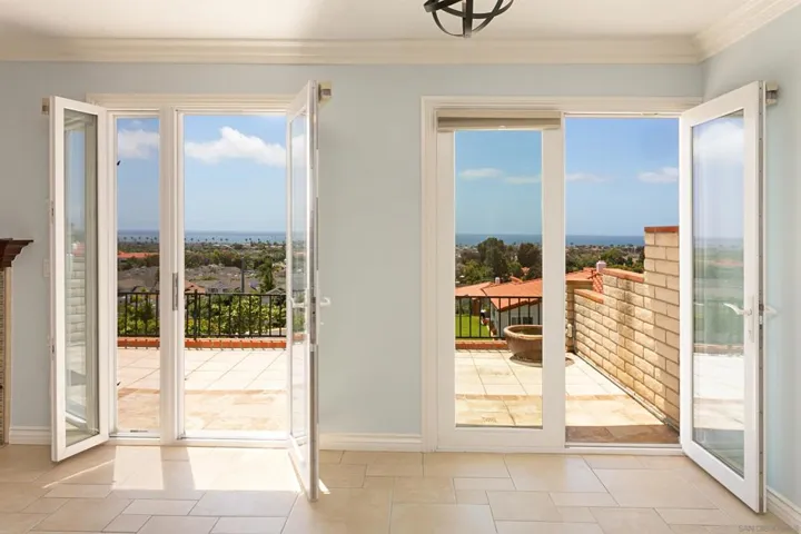 6783 Heath Ct, Carlsbad, California 92011