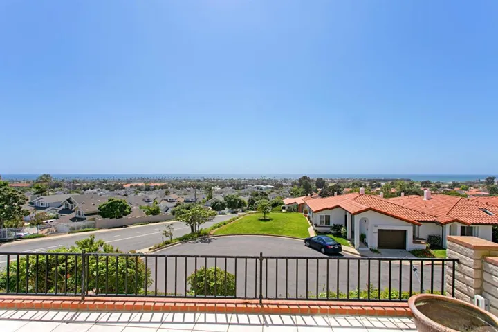 6783 Heath Ct, Carlsbad, California 92011