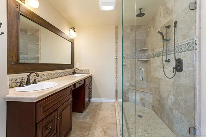 6783 Heath Ct, Carlsbad, California 92011