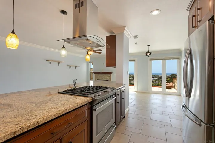 6783 Heath Ct, Carlsbad, California 92011