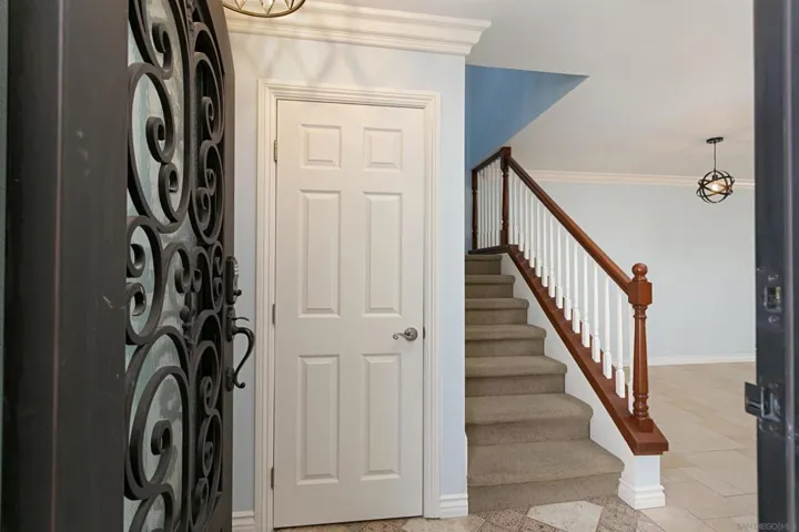 6783 Heath Ct, Carlsbad, California 92011