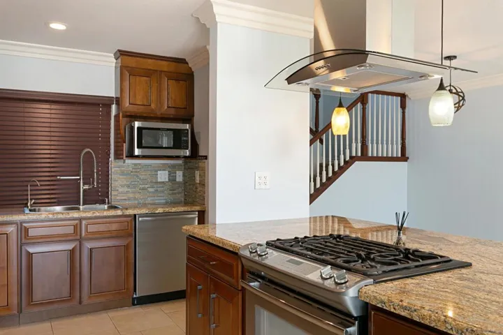 6783 Heath Ct, Carlsbad, California 92011