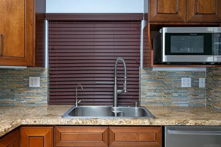 6783 Heath Ct, Carlsbad, California 92011
