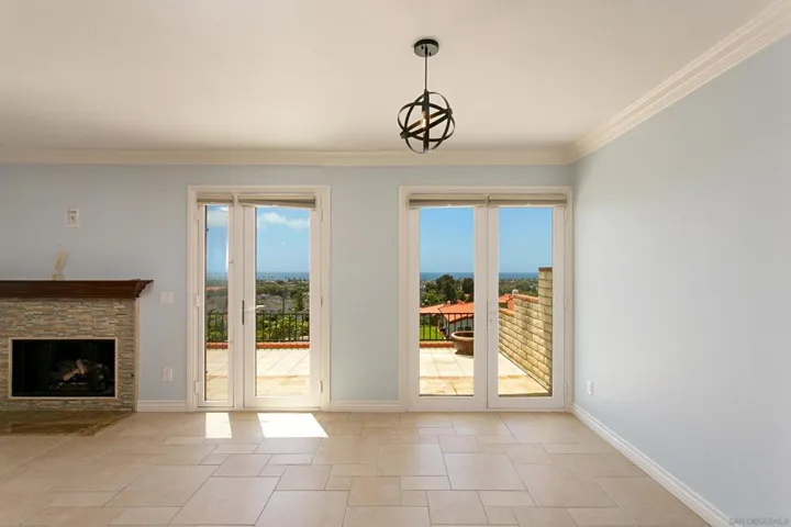 6783 Heath Ct, Carlsbad, California 92011
