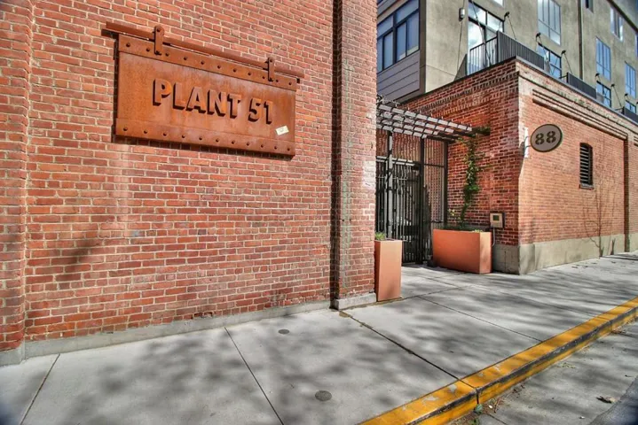 88 Bush Street 2131, San Jose, California 95126