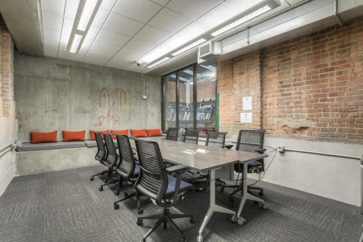 88 Bush Street 2131, San Jose, California 95126