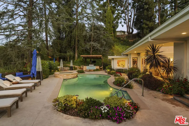4101 Clear Valley Drive, Los Angeles, California 91436