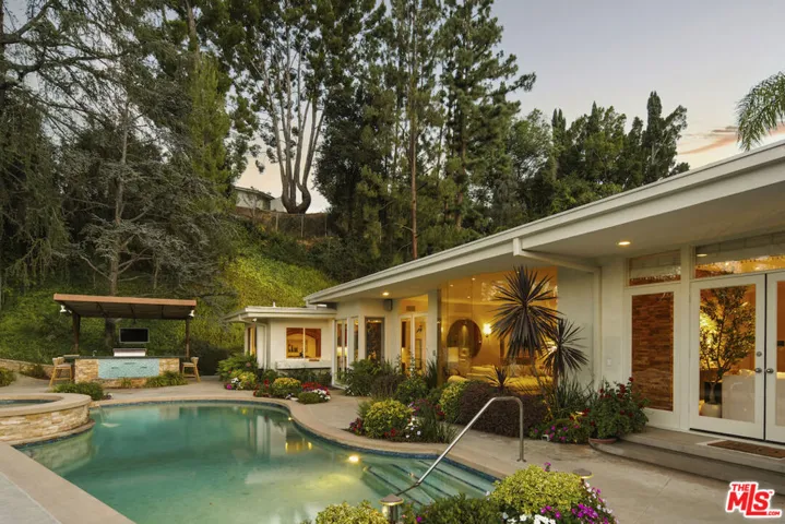 4101 Clear Valley Drive, Los Angeles, California 91436