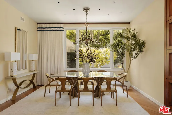 4101 Clear Valley Drive, Los Angeles, California 91436