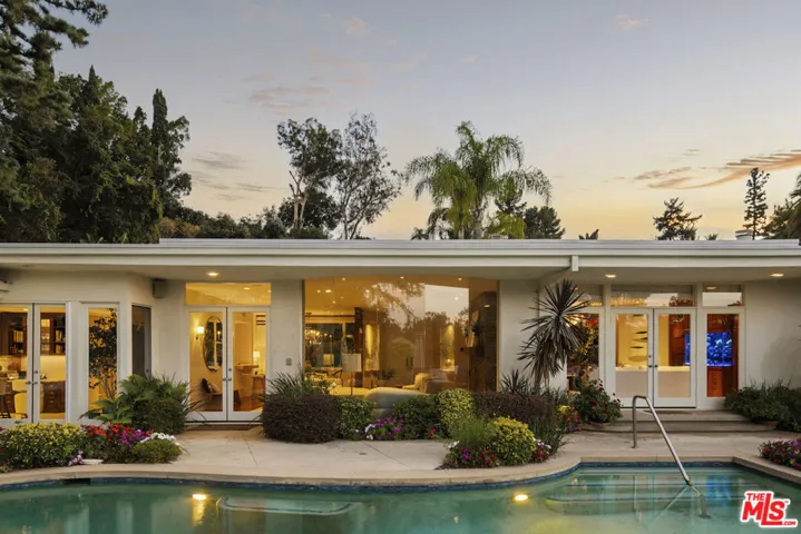 4101 Clear Valley Drive, Los Angeles, California 91436
