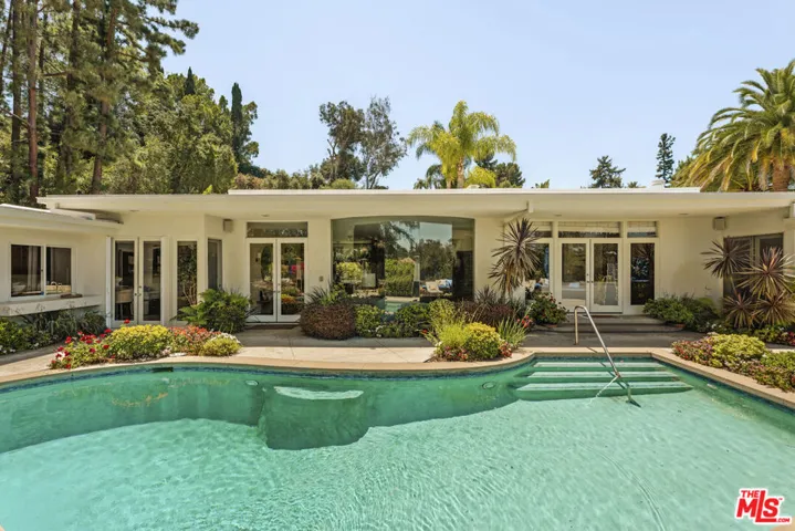 4101 Clear Valley Drive, Los Angeles, California 91436