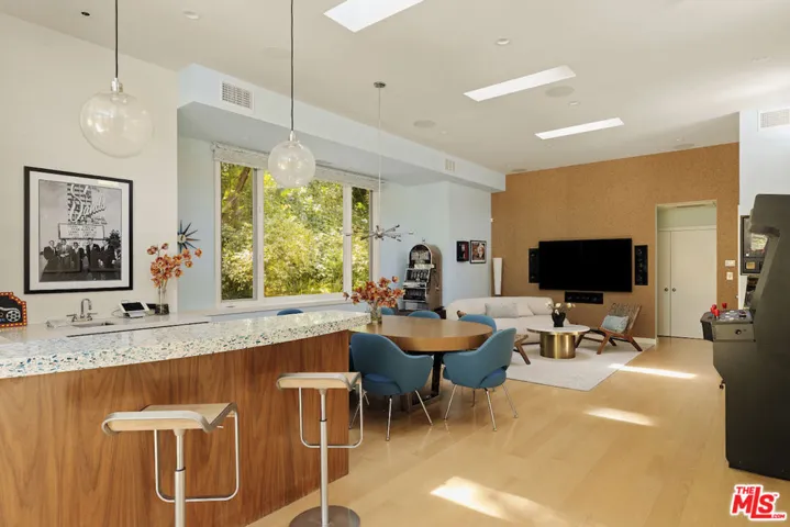 4101 Clear Valley Drive, Los Angeles, California 91436
