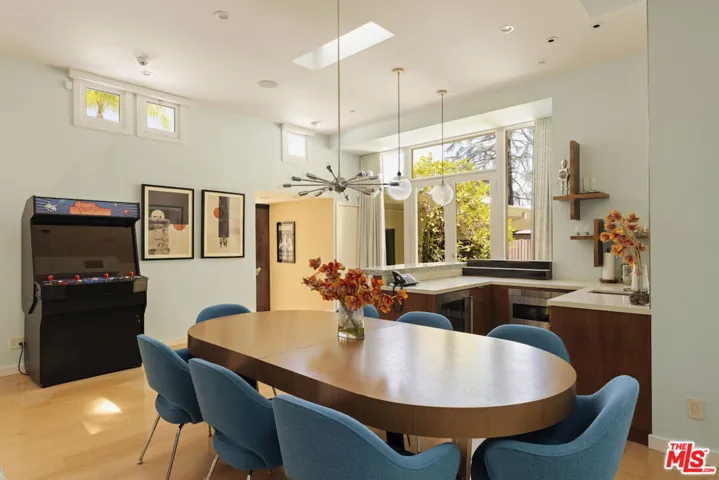 4101 Clear Valley Drive, Los Angeles, California 91436