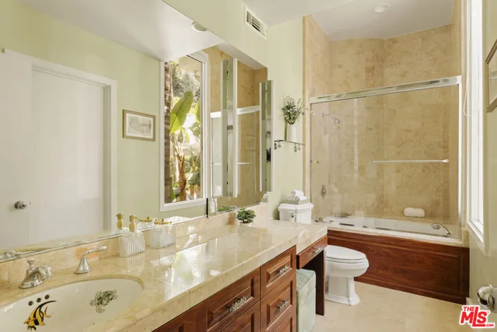 4101 Clear Valley Drive, Los Angeles, California 91436