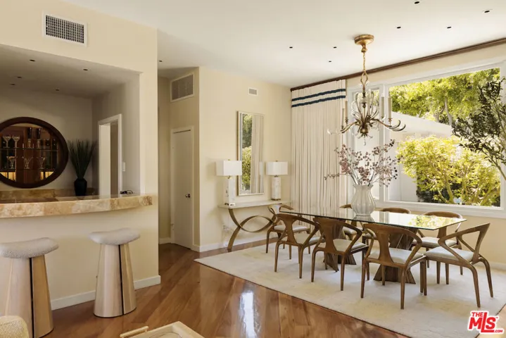 4101 Clear Valley Drive, Los Angeles, California 91436