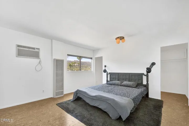 20-web-or-mls-20260724-02-1827OakTreeDrL