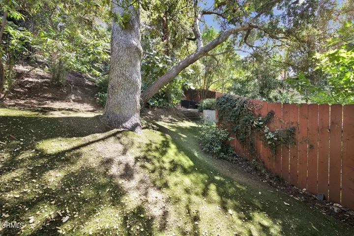 32-web-or-mls-20260724-02-1827OakTreeDrL