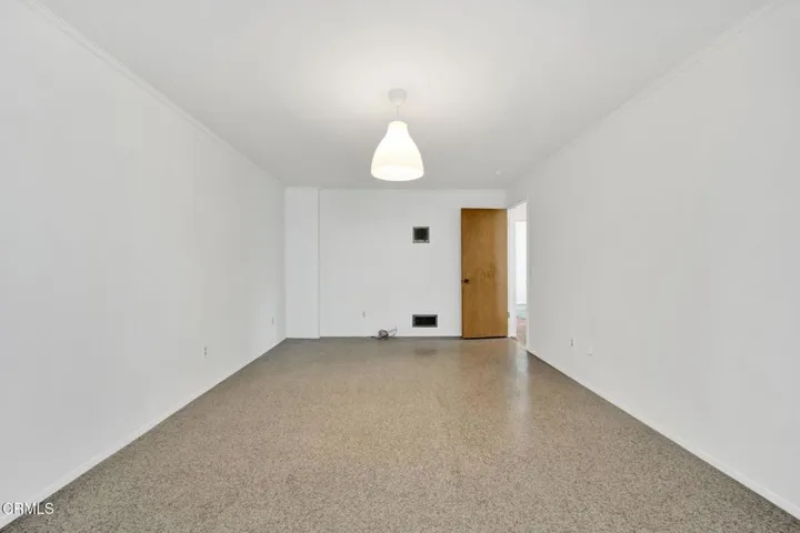 16-web-or-mls-20260724-02-1827OakTreeDrL