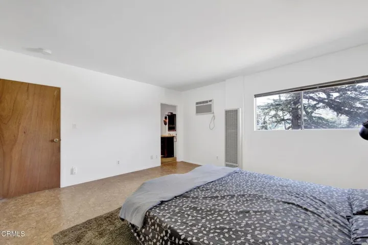 23-web-or-mls-20260724-02-1827OakTreeDrL