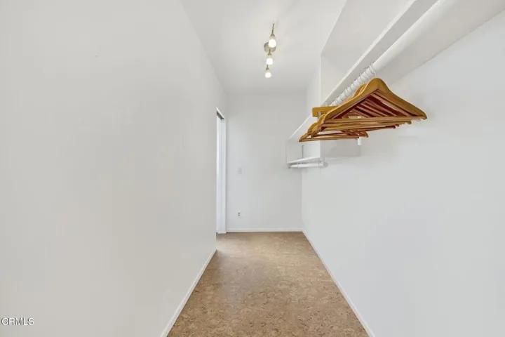 24-web-or-mls-20260724-02-1827OakTreeDrL