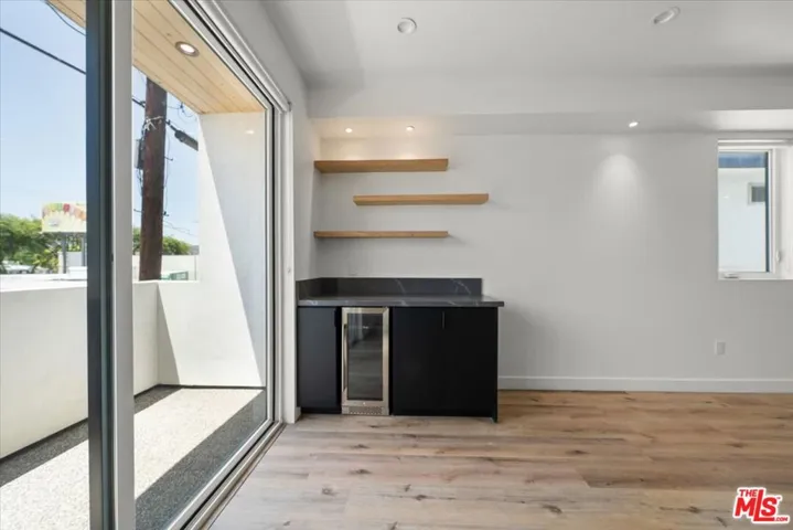 839 N Mccadden Pl B, Los Angeles, California 90038