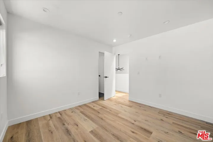 839 N Mccadden Pl B, Los Angeles, California 90038