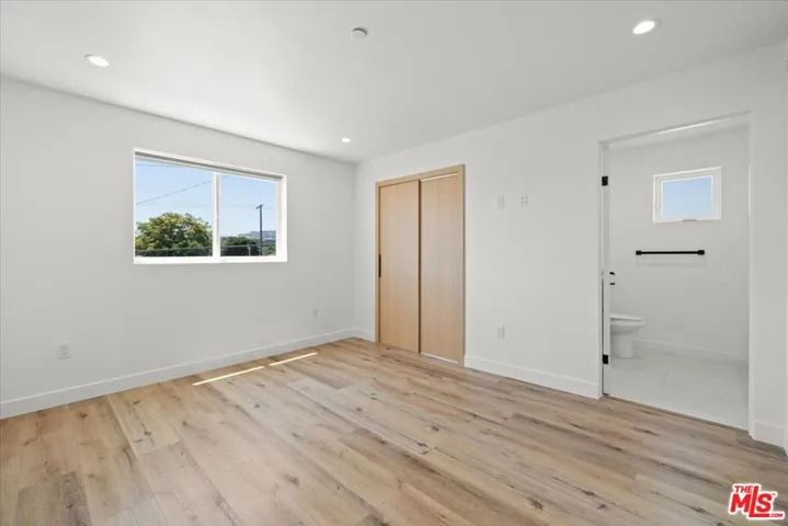 839 N Mccadden Pl B, Los Angeles, California 90038