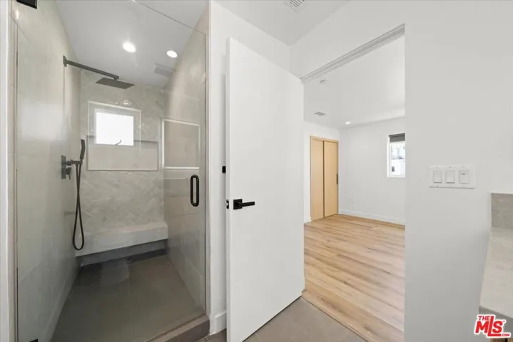 839 N Mccadden Pl B, Los Angeles, California 90038