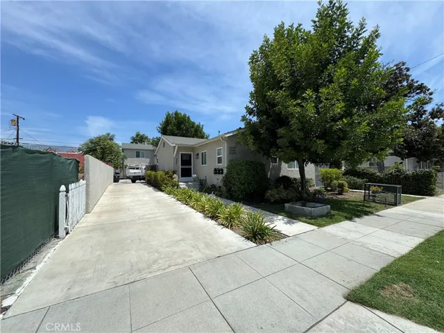 2306 N Catalina, Burbank, California 91504
