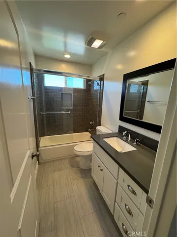 2306 N Catalina, Burbank, California 91504