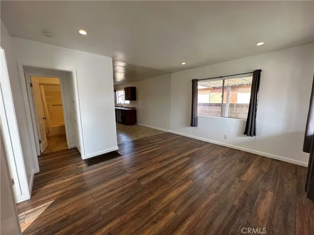 4587 W 142nd Street, Hawthorne, California 90250