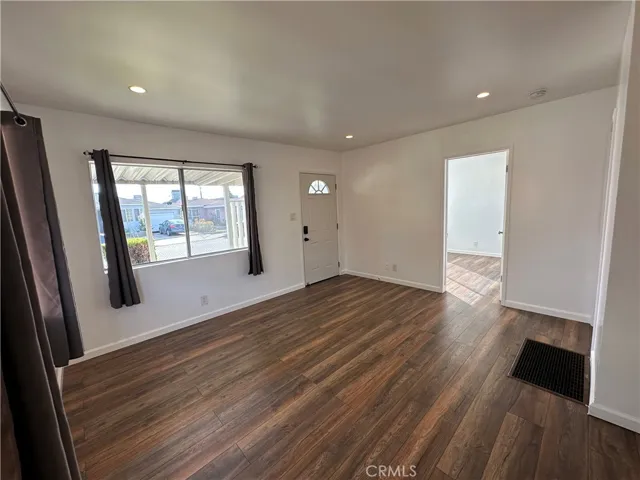 4587 W 142nd Street, Hawthorne, California 90250